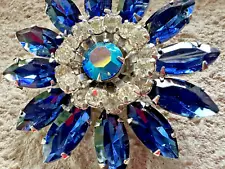 DRAMATIC DARK BLUE Rhinestone Silvertone Authetnic VINTAGE Brooch *SALE*