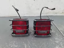 2003 Jeep Wrangler TJ Rubicon 4x4 Tail Light Set / Guards #5350 F2