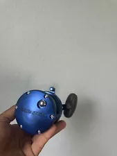 RARE BLUE Daiwa Saltiga SA30T Conventional Reel