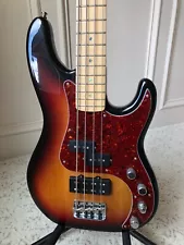 FENDER AMERICAN DELUXE PRECISION BASS GUITAR - MODEL #: 0194062700