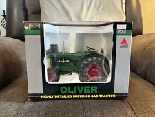 Oliver Highly Detailed Super 99 Gas Tractor