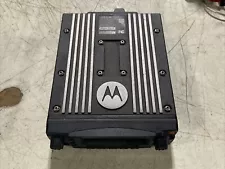 Motorola APX 6500 UHF R2 MP Mobile Radio Model: M25SSS9PW1AN Power On Tested