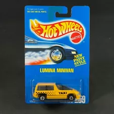 Hot Wheels Collector No.259 Lumina Minivan Taxi 12352 BW's Blue Card 1995 New