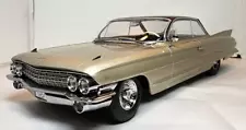 KK Scale 1:18 1961 Cadillac Coupe deVille Light Gold/Dark Brown Roof BEAUTIFUL!