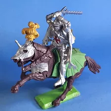 Britains Deetail Crusader with Sword Knight Mounted On horse Red Cross