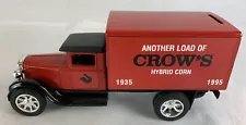 American Classic Crows Hybrid Corn 1931 International Freight Truck Bank Diecast