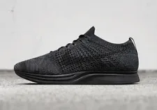 New Nike Flyknit Racer Triple Black Anthracite Size 4 526628 009