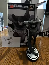 Batman Black and White Statue by Sean Murphy #2729/5000