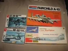 4 AIRPLANE KITS