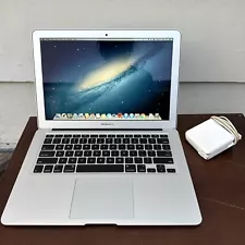 2013 Apple MacBook Air 13" i7 2.0 GHz 8GB RAM 500GB SSD Silver A1466