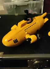 Vintage Radio Shack Mako Mini-Sub Remote Control RC Yellow Submarine