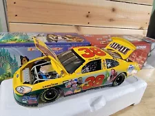 Action Collectables Wizard Of Oz In Box 2004 Stock Car 1:24