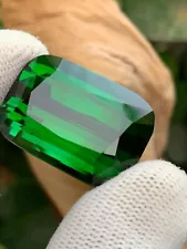 68cts Flawless Natural Chrome Green Tourmaline With Full Of Luster For Sale