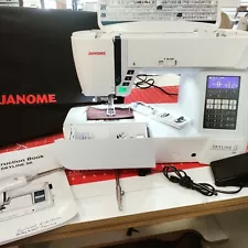 Janome Skyline S6 Computerized Sewing and Quilting Machine