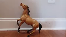 Breyer Buckskin Mustang #87