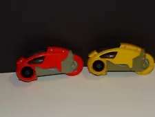 VINTAGE 1981 TRON LIGHT CYCLE YELLOW AND RED DISNEY TOMY JAPAN PARTS BIKES