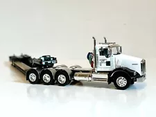 WOW! 1/64 DCP Kenworth T800 Long Frame Tri Axle Daycab & Fontaine Lowboy Trailer