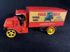 1999 FIrst Gear International Motor Co. Mack Truck