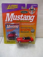 Johnny Lightning Ford Mustang Illustrated 1964 1/2 Mustang Convertible