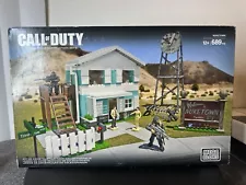 Sealed New Mega Bloks Call of Duty Nuketown Collector Construction Set 689 PCS