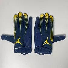 University of Michigan Wolverines Air Jordan Football Gloves Excellent Condition