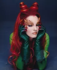 Uma Thurman as Poison Ivy in an 8" x 10" Glossy Photo Headshot ort9