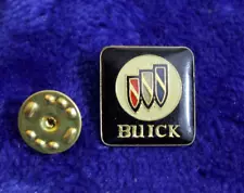 Buick Hat Lapel Pin Accessory Crest GM Detroit Par Avenue Regal Grand National