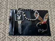 BEAUTIFUL COLLECTIBLE MEMBERSHIP PLAYBOY KEY ð ON A BIG RABBIT HEAD KEYCHAIN!!