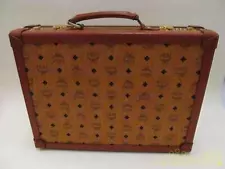 Briefcase Phenomenon Mcm ECl95