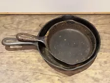 Lot Of 2: Vintage Unlabeled Cast Iron Skillets Number 3 6.5in & Number 5 8in