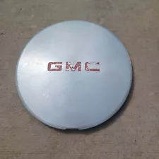 GMC Jimmy or Sonoma center cap 1994-2001 part number 15661131 06 (For: 2001 GMC Jimmy)