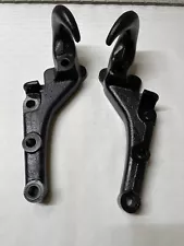 2001-2015 Freightliner COLUMBIA 120 Pair Of Tow Hook (One Left One Right) 7494