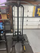 lat pulldown cable machine