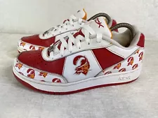 Reebok Shoes NFL Tampa Bay Rare Collectible Men’s 8.5 Recline, Buccaneers ￼