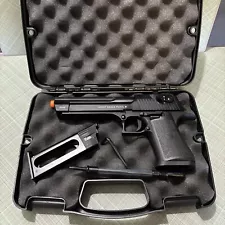 DESERT EAGLE CO2 GAS Blowback Airsoft Pistol & Case, Magnum Research Airsoft