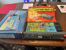 Radio Shack Science Fair Exploring Electronics Lab 200 in One Project Kit 28-265