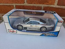 1:18 scale diecast model Mercedes-Benz CLK-GTC (Street version)