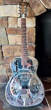 Dobro 33H Guitar in great shape w/case