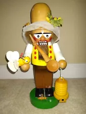 Steinbach Chubby Bee Keeper Nutcracker - Made in Germany Bees Hive Flower