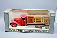 New ListingCrown Premiums Anheuser Busch Budweiser 1934 Ford Stake Bed Truck 1: 24 scale