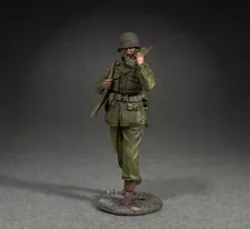 BRITAINS WORLD WAR 2 ALLIES 25248 U.S INFANTRYMAN WALKING WITH SCR-536 RADIO