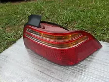 2003-2004 ACURA RL RIGHT PASSENGER SIDE OUTER TAIL LIGHT LAMP