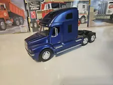 1/32 Scale Diecast Freightliner Century Class By NewRay