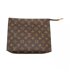 Louis Vuitton M47542 Toiletry Pouch 26