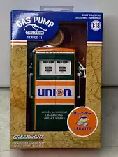 Greenlight 1/18 GREEN MACHINE Vintage Gas Pump S11 Union 76 14110C