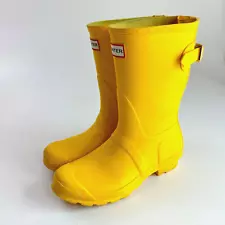 Hunter Boots Womens 7 Yellow Original Short Rain Muck Boot Slip On Adjustable