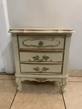 Vintage nightstand Hollywood Regency French Provincial Shabby Chic Bonnet Sear