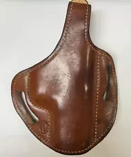 El Paso Saddlery Right Handed Belt Holster