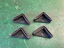 Delta 34-441 34-444 table saw - set of 4 rubber feet for stand