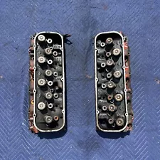 1965 - 1974 Chevrolet Big Block OEM Oval Port Cylinder Heads For 454 GM 353049